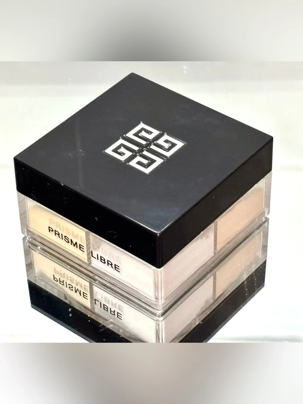 Givenchy Original Formula Prisme Libre Powder Satin Blanc No 2 travel size